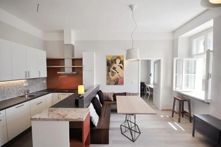 Pronájem bytu 2+kk, Praha - Smíchov, Elišky Peškové, 58 m2