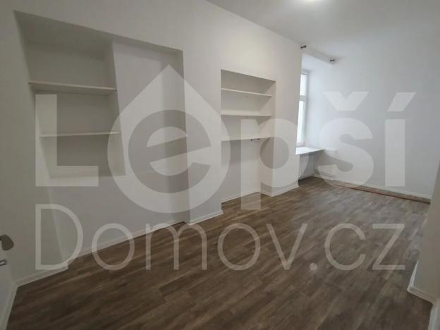 Prodej bytu 2+kk, Jeseník, Husova, 52 m2