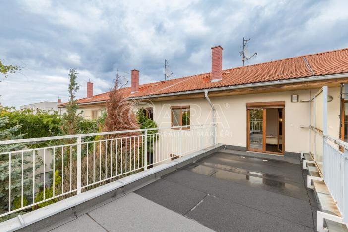 Prodej rodinného domu, Zbuzany, Lomená, 162 m2