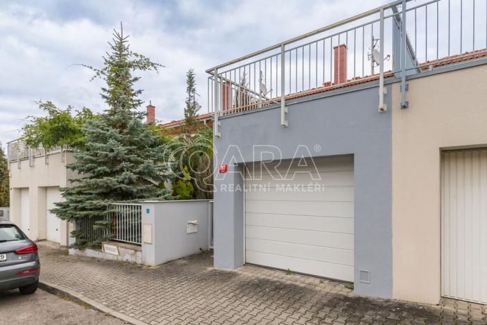 Prodej rodinného domu, Zbuzany, Lomená, 162 m2