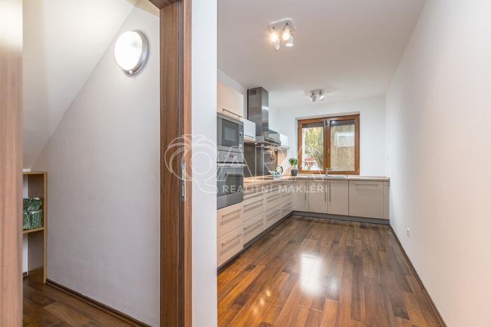 Prodej rodinného domu, Zbuzany, Lomená, 162 m2