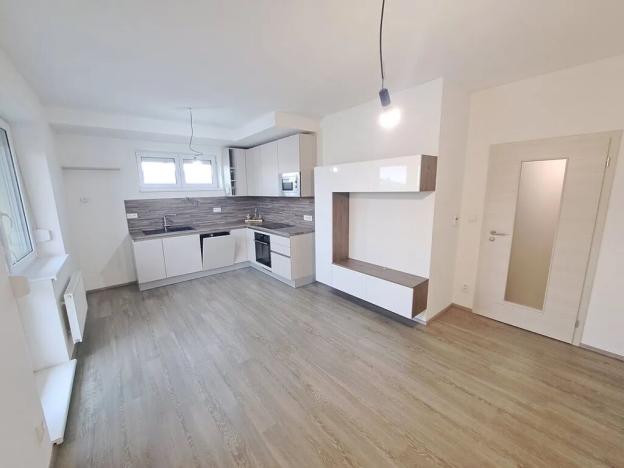 Pronájem bytu 2+kk, Šlapanice, Brněnská Pole, 47 m2
