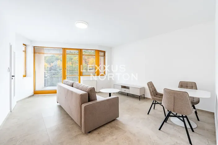 Pronájem bytu 2+kk, Praha - Košíře, Naskové, 60 m2