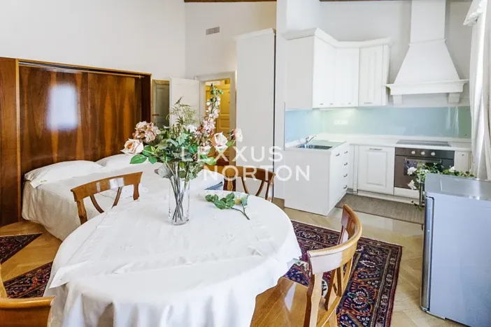 Pronájem bytu 1+kk, Praha - Vinohrady, Italská, 44 m2