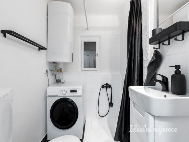 Pronájem bytu 1+kk, Praha - Nusle, Petra Rezka, 23 m2