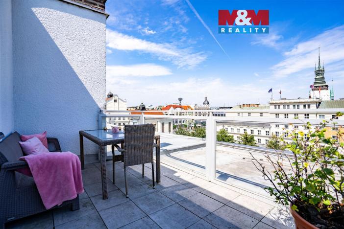 Pronájem bytu 1+kk, Pardubice - Zelené Předměstí, Smetanovo náměstí, 33 m2