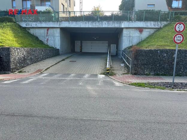 Prodej bytu 3+kk, Praha - Hloubětín, Modrého, 85 m2