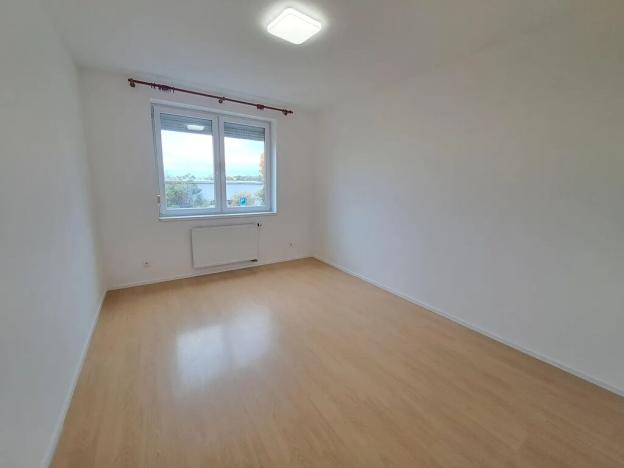 Pronájem bytu 2+kk, Brno, Holzova, 65 m2