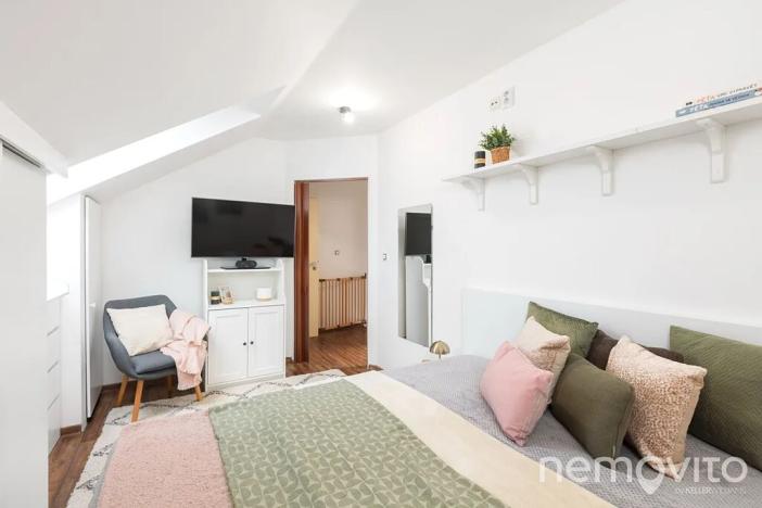 Prodej bytu 3+1, Unhošť, V Zahradách, 74 m2