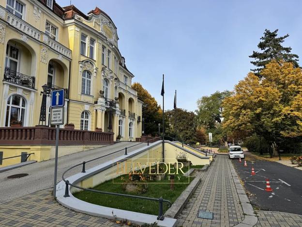 Prodej bytu 3+1, Teplice, U Hadích lázní, 76 m2