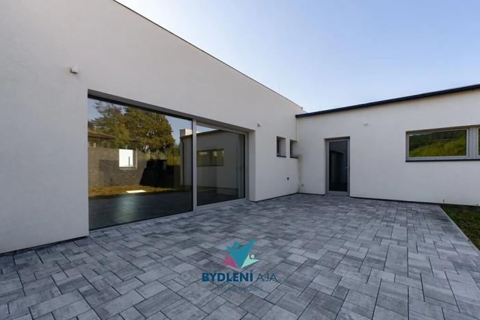 Prodej rodinného domu, Dubí, V Aleji, 206 m2