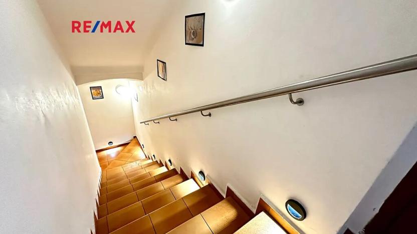 Pronájem obchodního prostoru, Kladno, Jana Palacha, 163 m2