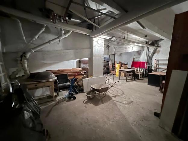 Pronájem komerční nemovitosti, Praha - Bubeneč, Národní obrany, 169 m2