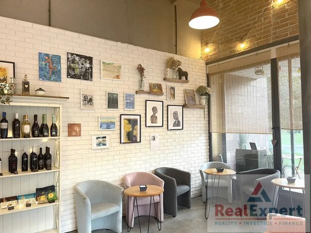 Pronájem obchodního prostoru, Praha - Smíchov, Štefánikova, 42 m2