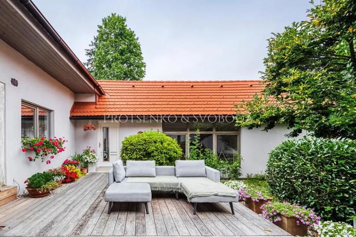 Prodej rodinného domu, Pavlov, 354 m2
