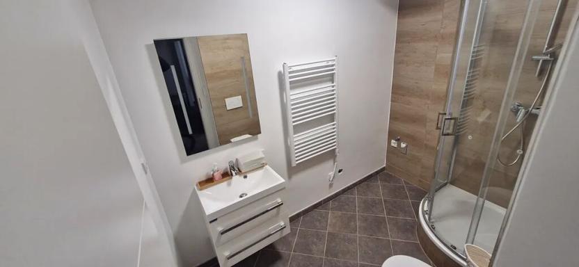 Pronájem komerční nemovitosti, Luhačovice, Masarykova, 40 m2