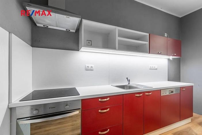 Prodej bytu 1+1, Plzeň, Koterovská, 40 m2