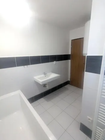 Pronájem bytu 1+kk, Varnsdorf, Nezvalova, 35 m2