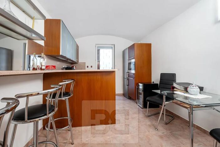 Prodej bytu 3+1, Praha - Vinohrady, Na Kozačce, 95 m2