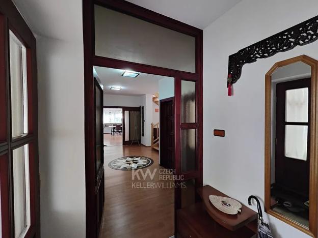 Pronájem rodinného domu, Opolany, 155 m2