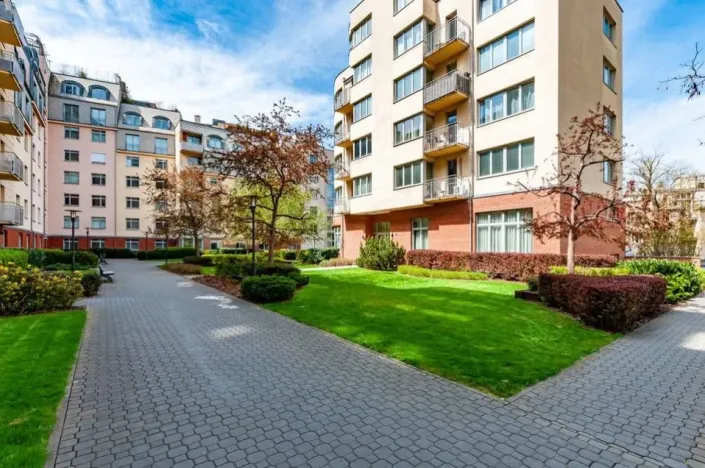 Pronájem bytu 2+kk, Praha - Vinohrady, U Zvonařky, 60 m2