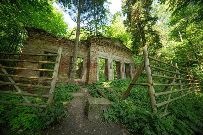 Prodej vícegeneračního domu, Nové Hrady, 880 m2