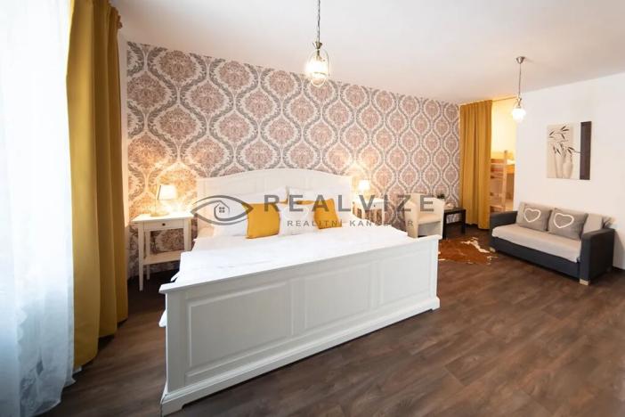 Prodej domu, Nové Hrady, 880 m2