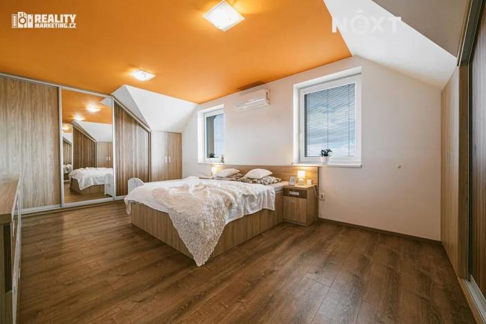 Prodej rodinného domu, Kovalovice, 308 m2