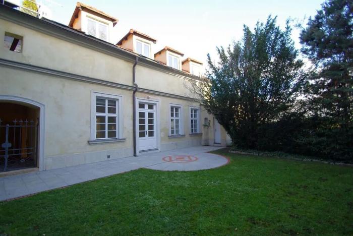 Pronájem bytu 4+1, Praha - Malá Strana, Vlašská, 184 m2