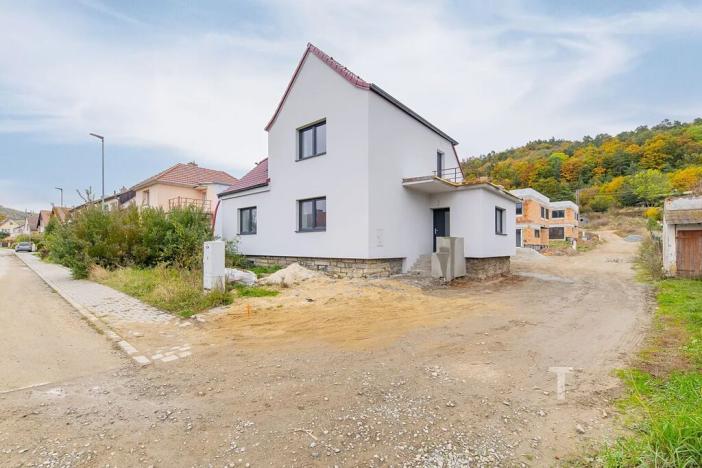 Prodej rodinného domu, Lhota Rapotina, 212 m2