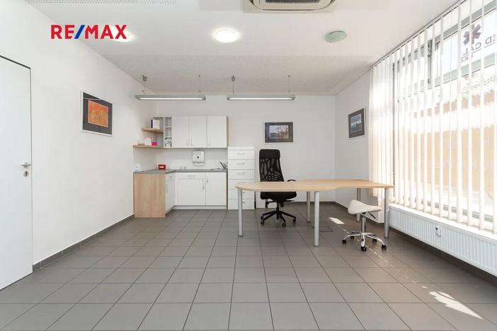 Pronájem ordinace, Praha - Nusle, Hradeckých, 62 m2
