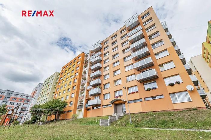 Pronájem bytu 1+1, Jindřichův Hradec, sídliště Vajgar, 43 m2