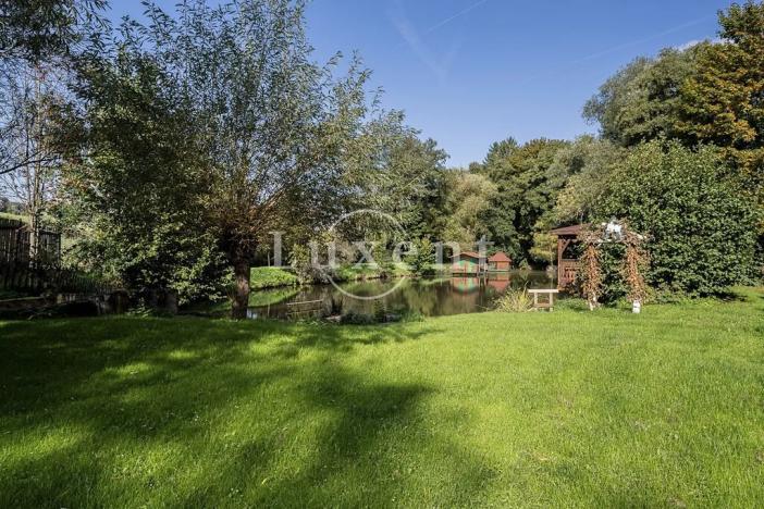 Prodej komerční nemovitosti, Stříbrná Skalice, 1700 m2