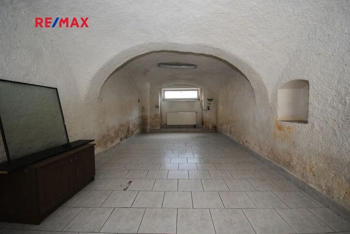 Prodej komerční nemovitosti, Církvice, 6984 m2