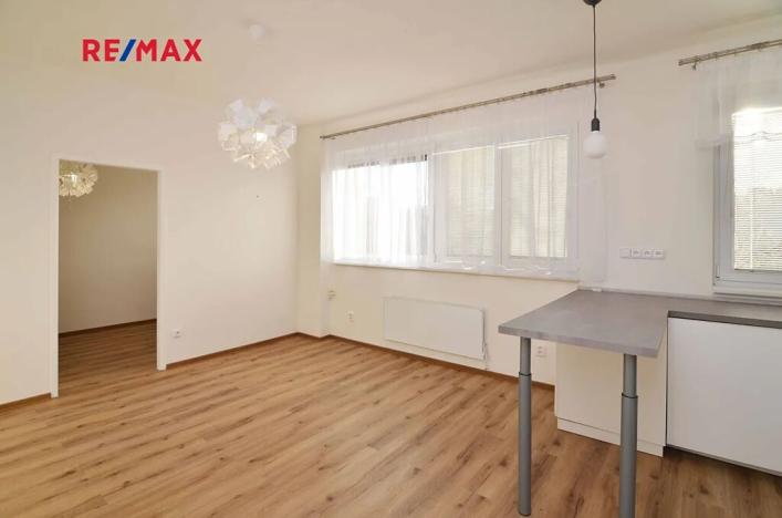 Pronájem bytu 2+kk, Praha - Krč, Krchlebská, 40 m2