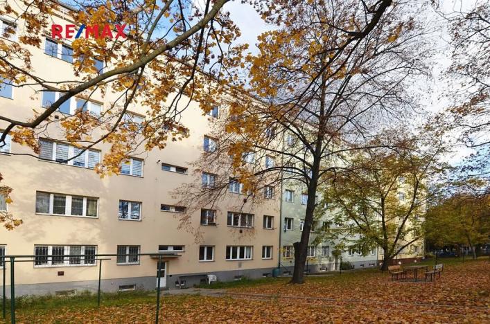 Pronájem bytu 2+kk, Praha - Krč, Krchlebská, 40 m2