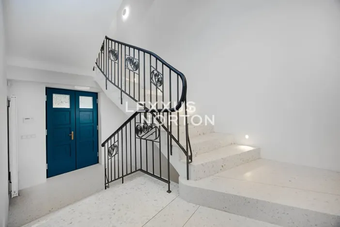 Prodej vily, Praha - Smíchov, Tichá, 340 m2
