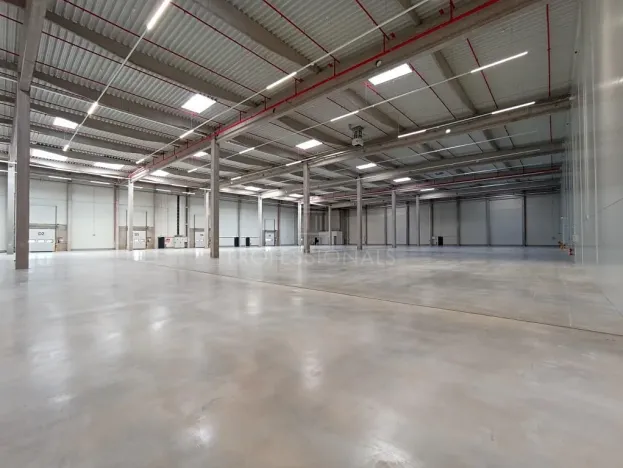 Pronájem skladu, Příšovice, 4858 m2