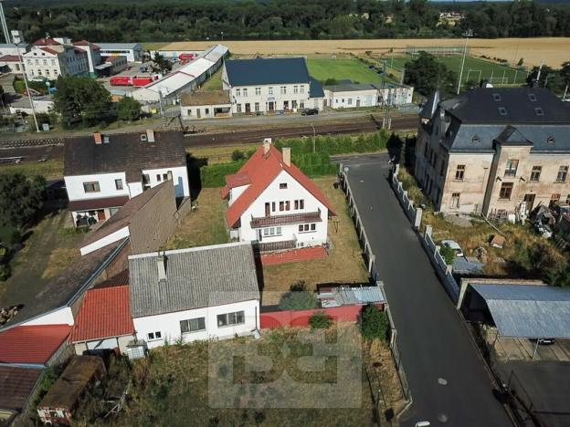 Prodej rodinného domu, Hrobce, Hlavní, 238 m2