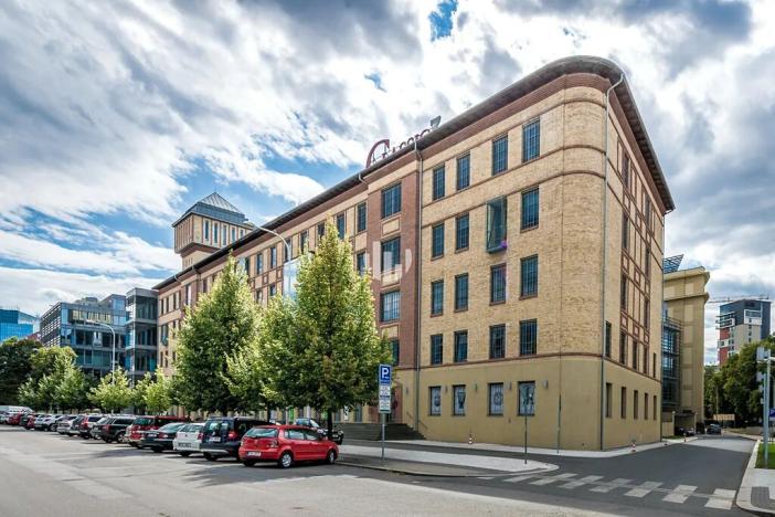 Pronájem kanceláře, Praha - Holešovice, Jankovcova, 237 m2
