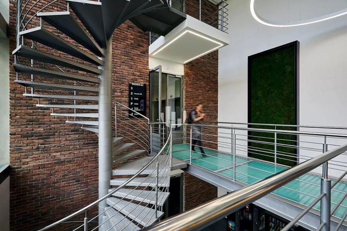 Pronájem kanceláře, Praha - Jinonice, Radlická, 500 m2