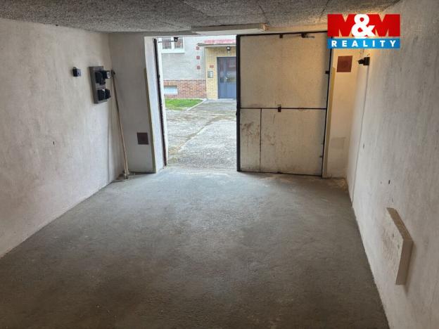 Pronájem garáže, Vochov, 20 m2