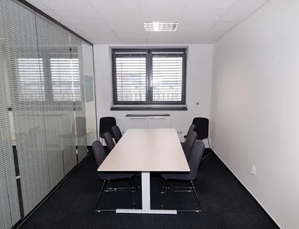 Pronájem kanceláře, Praha, 190 m2