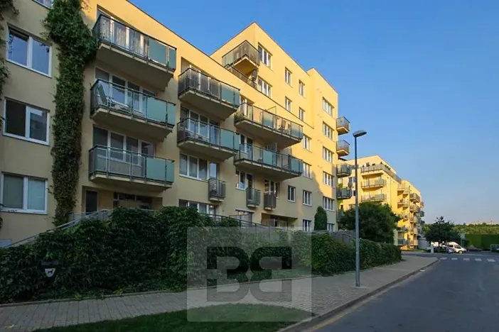 Pronájem bytu 1+kk, Praha - Hostivař, Rižská, 34 m2