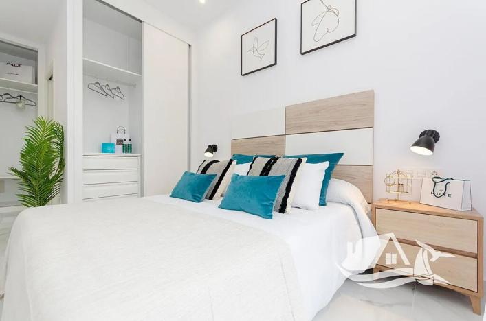 Prodej vily, Torrevieja, Španělsko, 95 m2