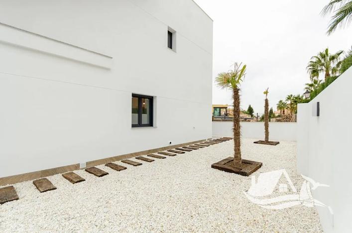 Prodej vily, Torrevieja, Španělsko, 95 m2