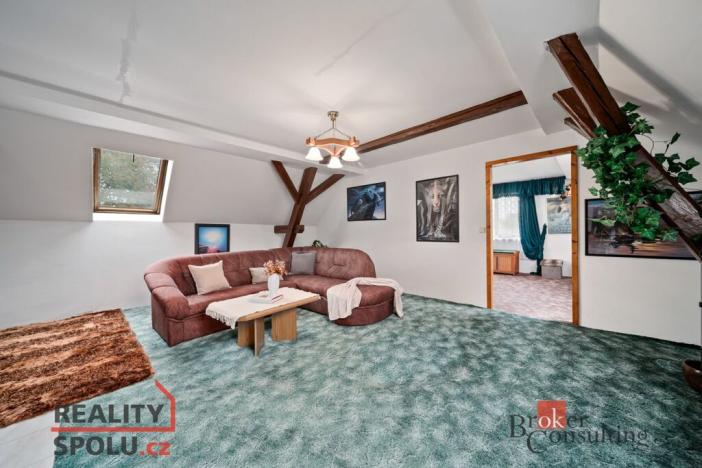 Prodej rodinného domu, Kuks - Kašov, 205 m2