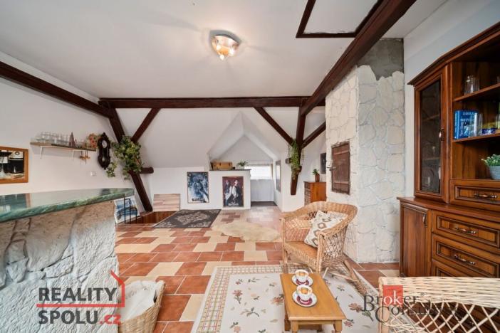 Prodej rodinného domu, Kuks - Kašov, 205 m2