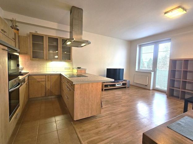 Pronájem bytu 2+kk, Benešov, Dukelská, 63 m2