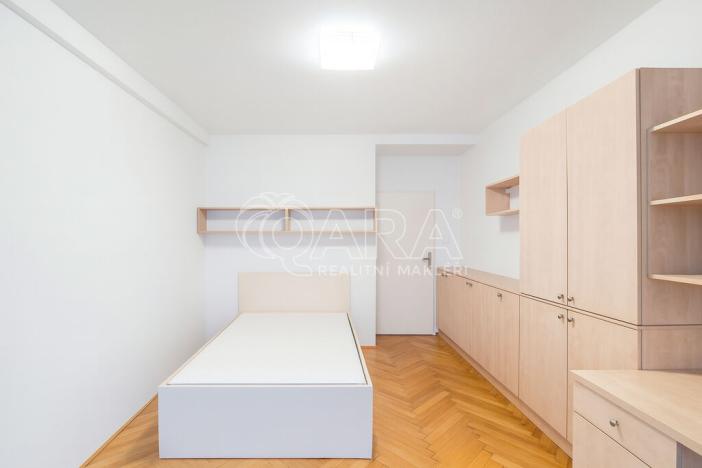 Pronájem bytu 3+1, Praha - Nové Město, Ke Karlovu, 90 m2